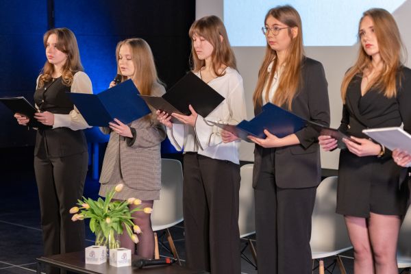 sympozium-ku-czci-b-chrapka26-03-25-e-naritsa-12590F7153-B74B-7276-FE96-1BB6C356AF36.jpg