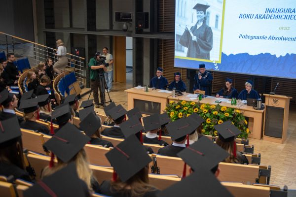 inauguracja-wdib-16350EE3F3-3323-2BF8-7911-2A1993627B10.jpg