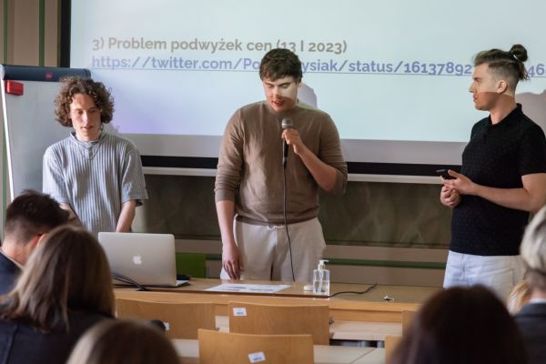 debata3-06-23-evelina-naritsa-242C21B9DB-CD63-E394-DAEB-110F89A7CE6E.jpg