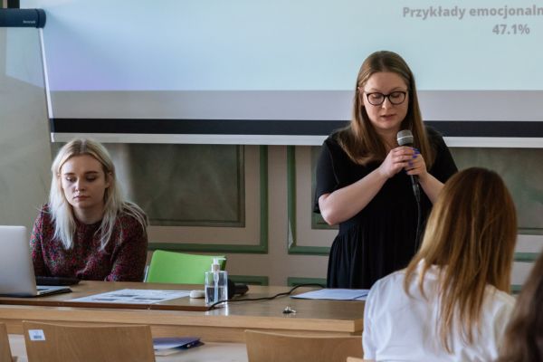 debata3-06-23-evelina-naritsa-6129D871E-89DC-AA15-54DB-5A929E9A838C.jpg
