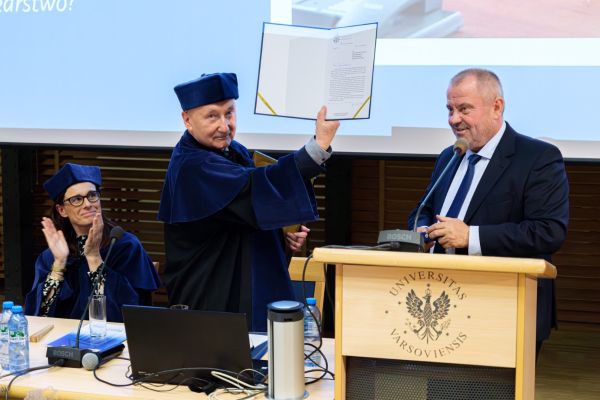 inauguracja-2024-2025-726DCC39F9-8BD8-9BB0-AB6A-8ACFE8A259A2.jpg