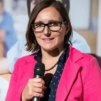 dr Agnieszka Starewicz-Jaworska